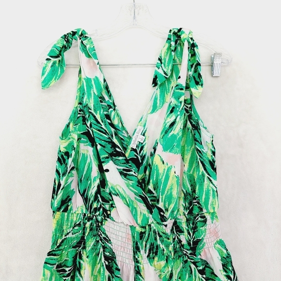 Ophelia Roe Green Tropical Leaf Pattern Sleeveless Summer Jumpsuit P6483 - Picture 3 of 8